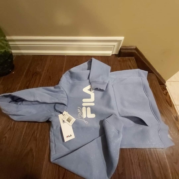 💢SOLD💢FILA Scarlette Sparkle Sweatshirt - Picture 5 of 8